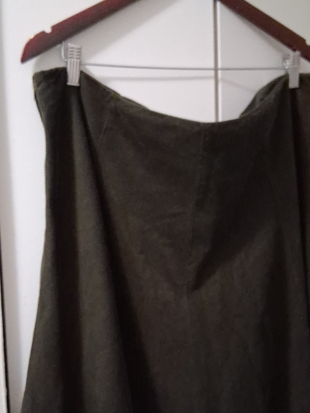 ByJones New York Deep Olive Circle Skirt - Picture 7 of 9
